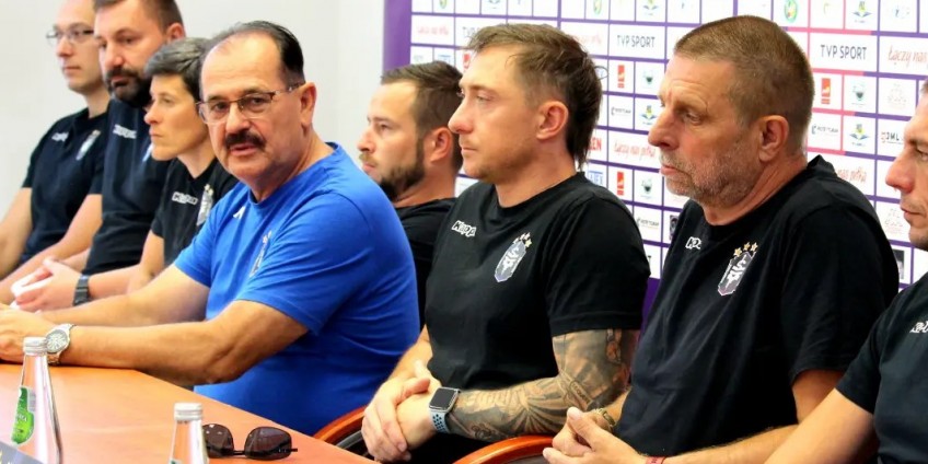 Medyk sięgnął po specjalistę od awansów