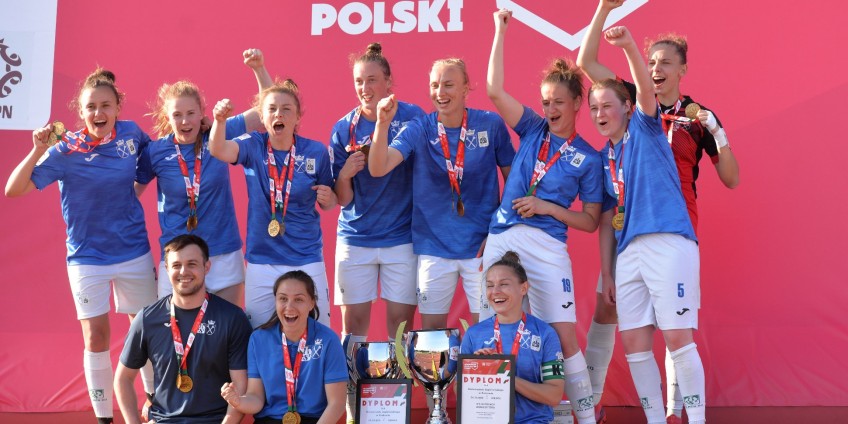 UJ Kraków wygrał trawiaste AMPy