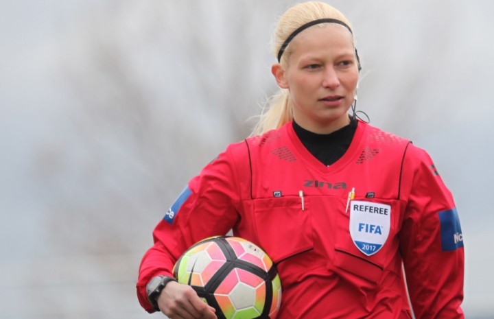 Awansowała w hierarchii UEFA