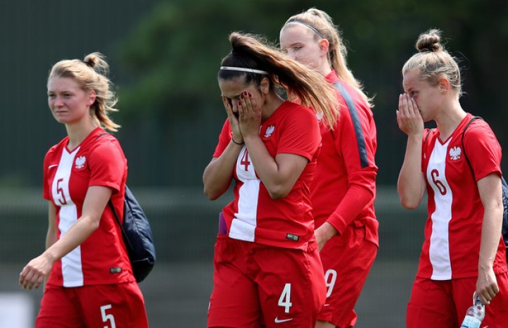 Islandia i Szwajcaria +, Niemki -