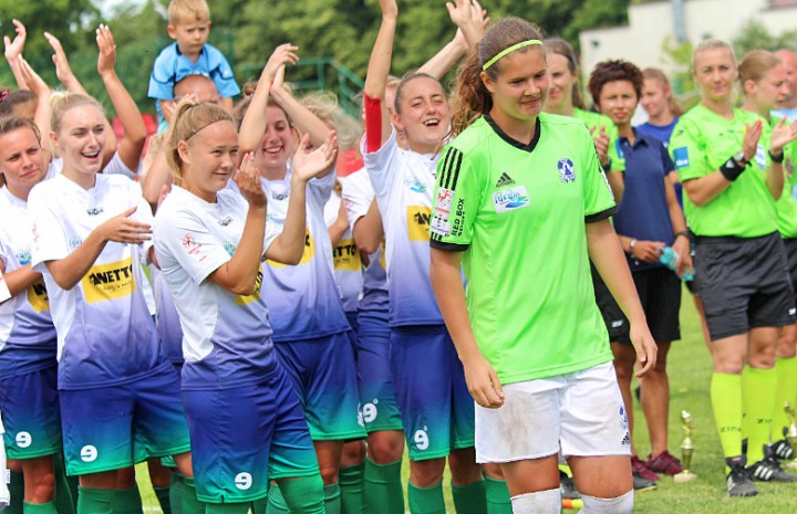 Bramkarka Pastusiak z nagrodą