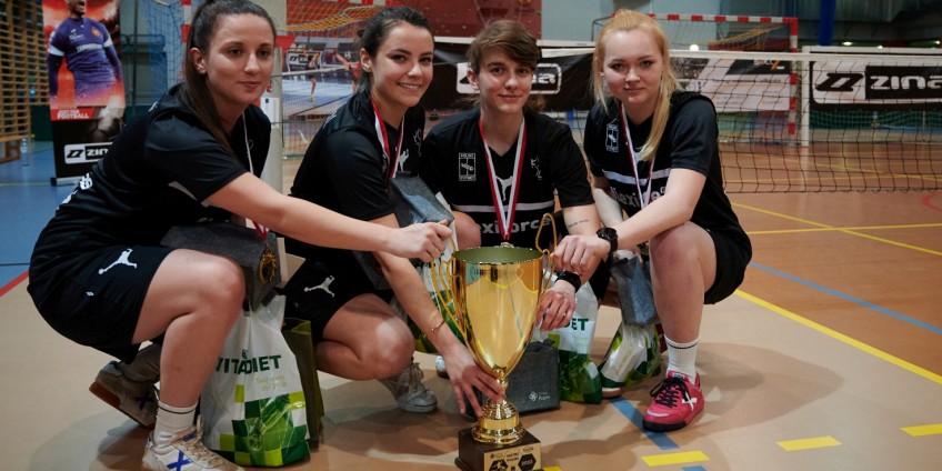 Blokers Łódź dalej mistrzem w siatkonodze