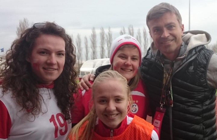 studia, piłka i Baśka