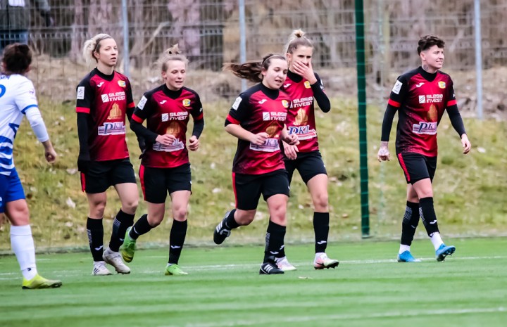 Inauguracyjna piątka Czarnych Sosnowiec (foto)