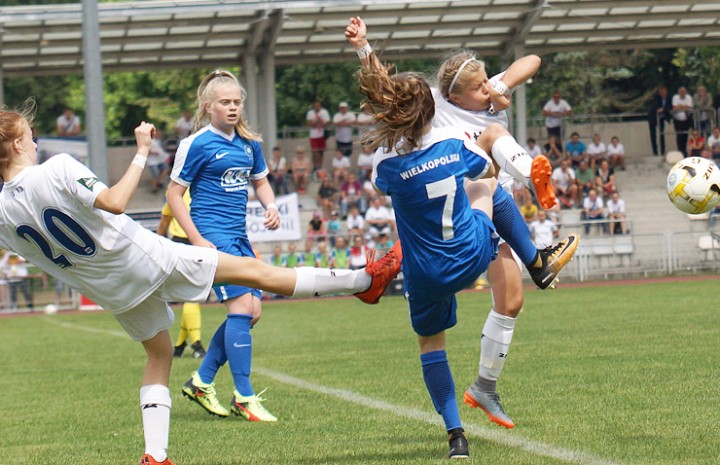 Więcej na kadry wojewódzkie