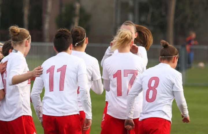 Dwie konsultacje U19