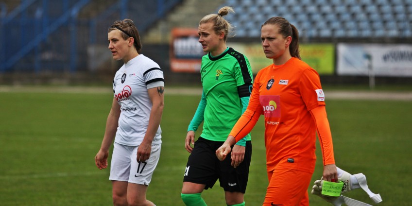 Straty jedenastek Ekstraligi