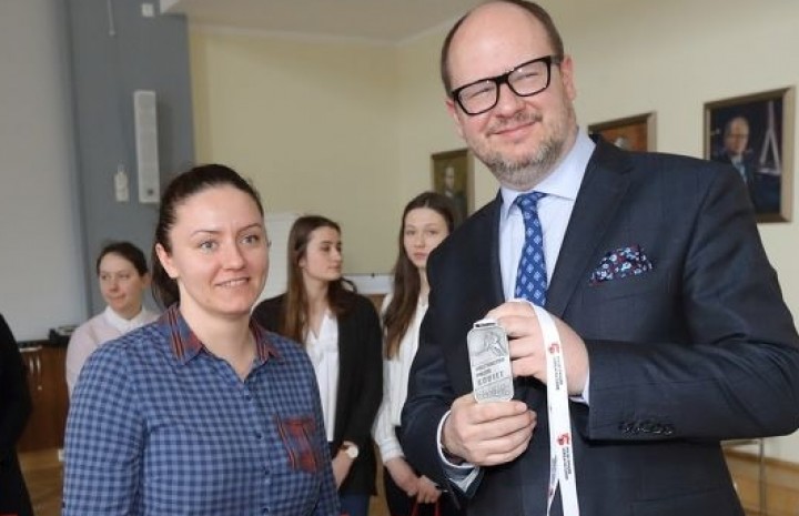 Ex-piłkarka medalistką hokeja