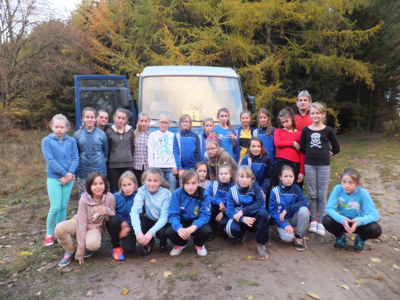 Młodziczki Victorii SP2 Sianów wygrały w Wałczu