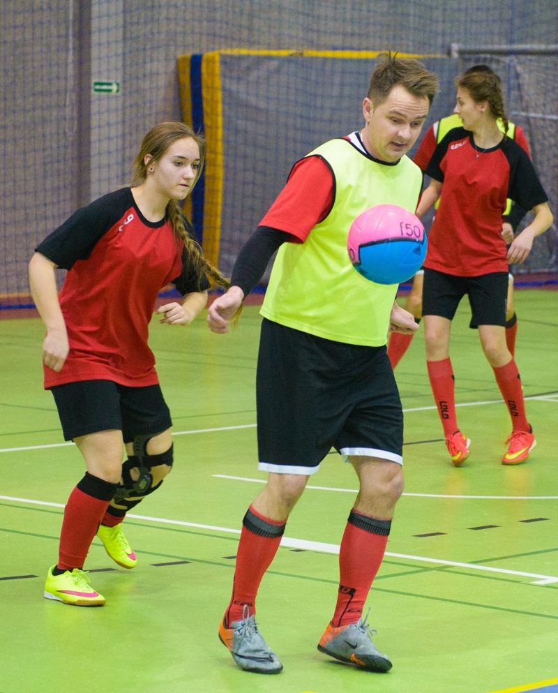 Turniej w Sianowie z okazji Dnia Kobiet